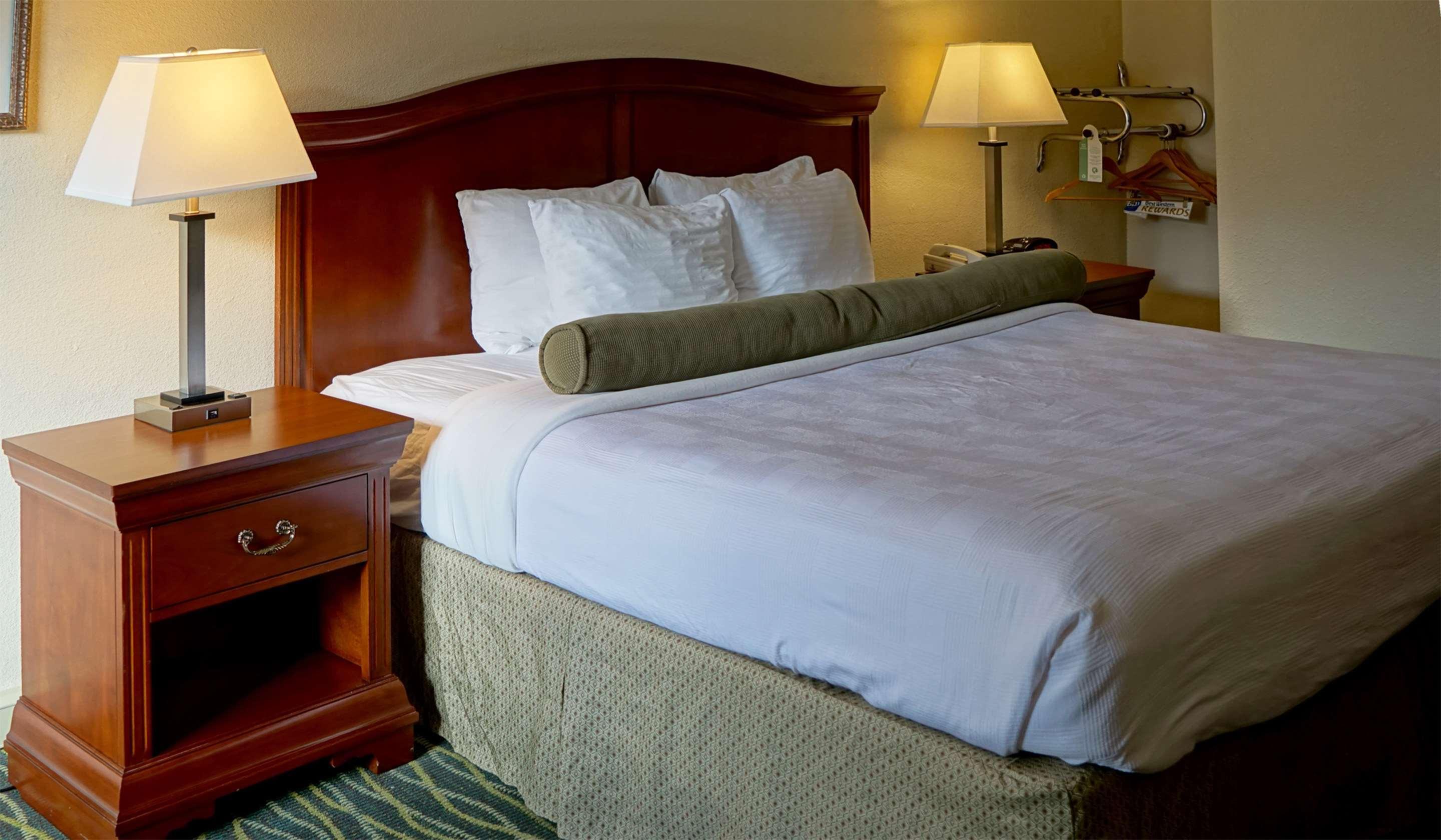 Best Western Point South Yemassee Exterior photo