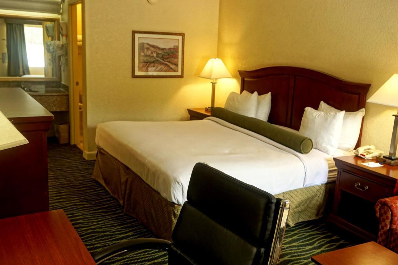 Best Western Point South Yemassee Exterior photo