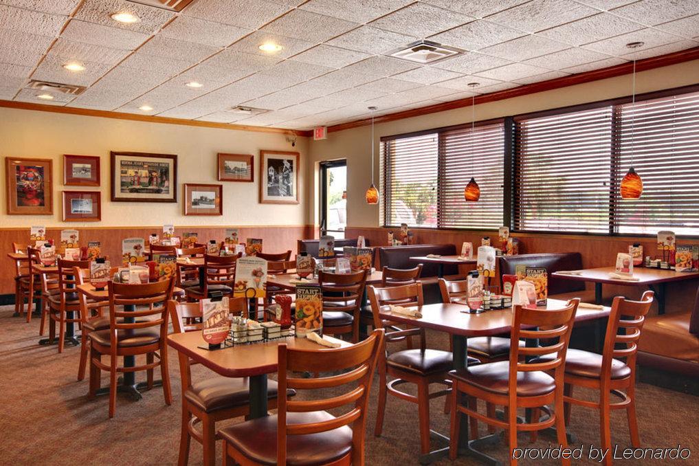 Best Western Point South Yemassee Restaurant photo